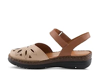 Azmira Sandal