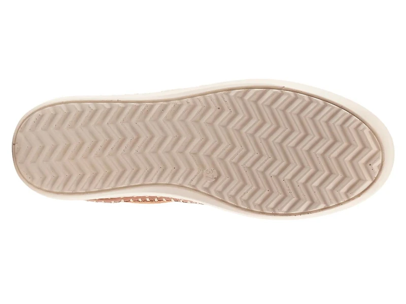 Soku Slip-On Sneaker