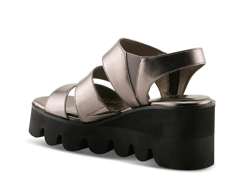 Corrigate Platform Sandal