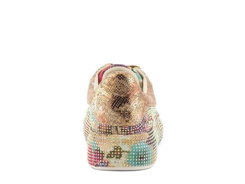 Crystalushus Platform Sneaker