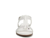 Nia Sandal