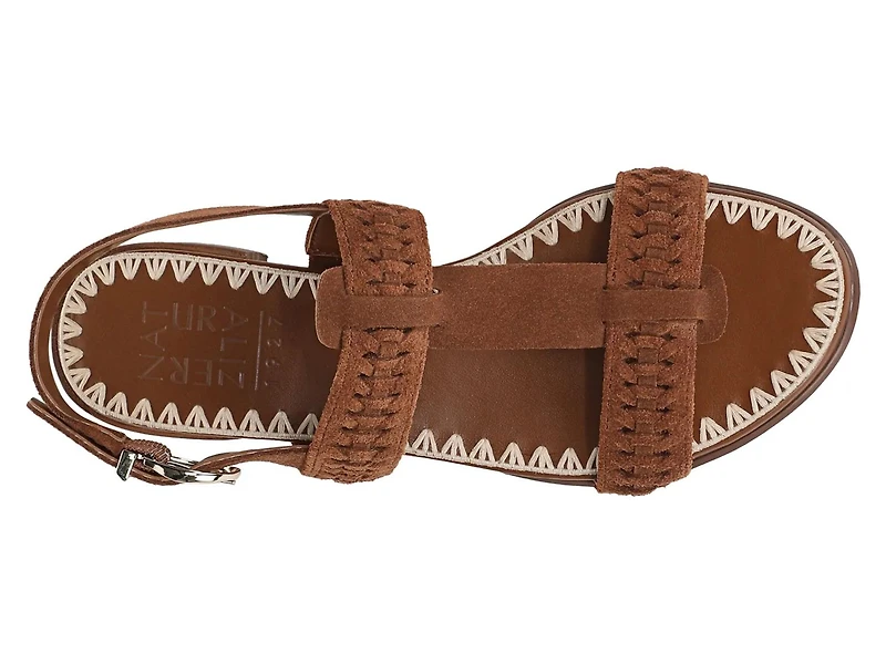 Nia Sandal