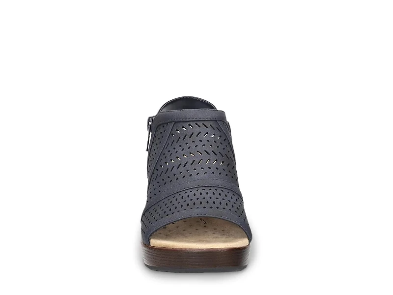 Evan Platform Sandal