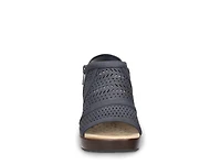 Evan Platform Sandal