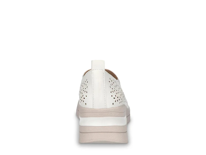 Nottingham Slip-On Sneaker