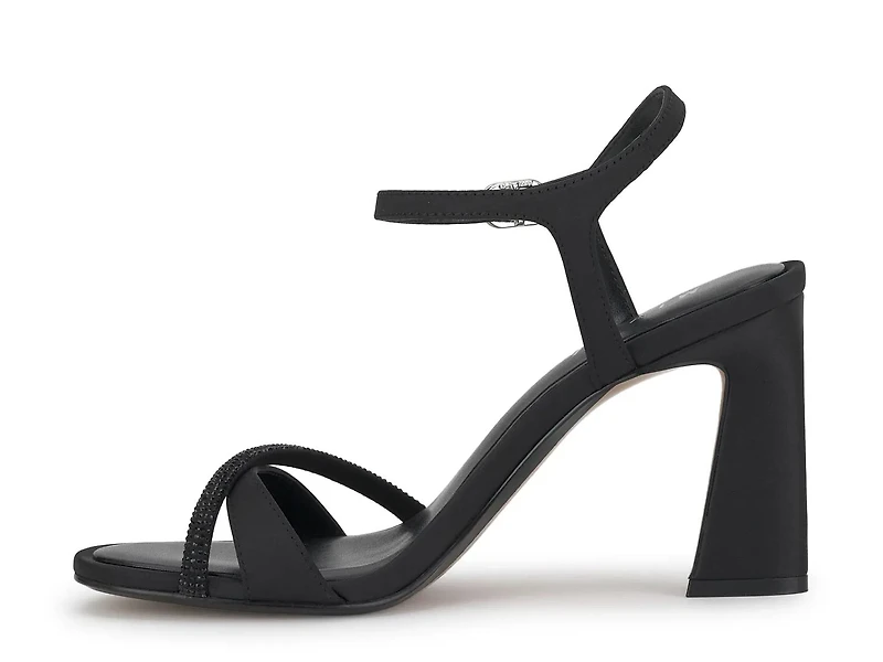 Henezee Sandal