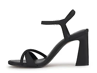 Henezee Sandal