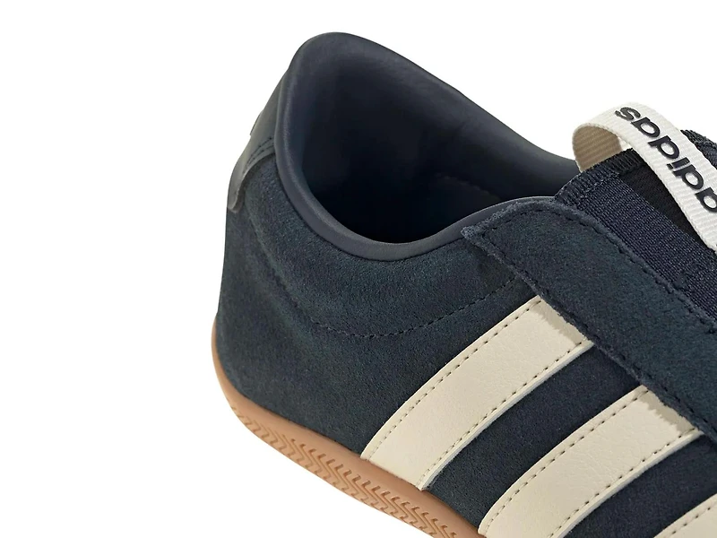 Grand Court Lo Slip-On Sneaker