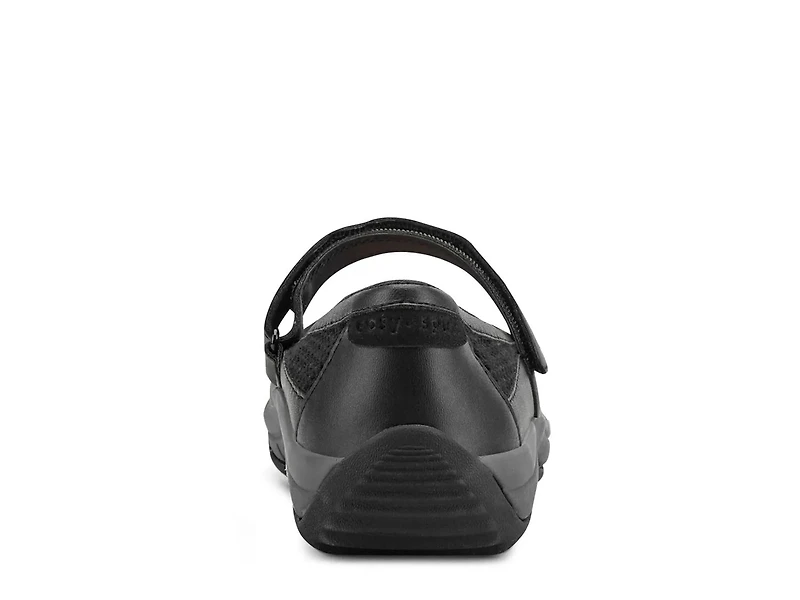 Briana Mary Jane Flat