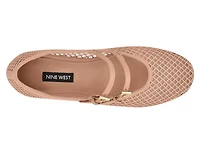 Keira Mary Jane Flat