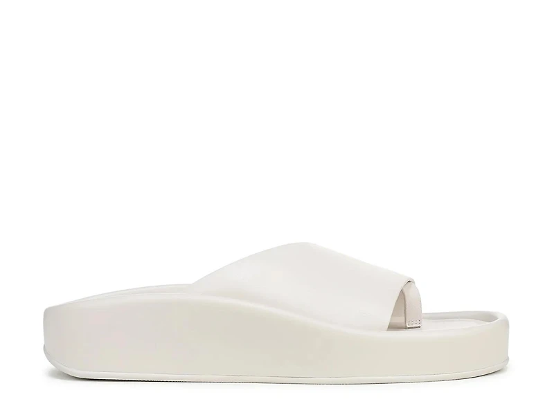 So-Fly Platform Thong Sandals