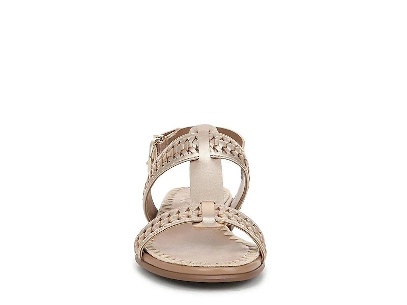 Nia Sandal