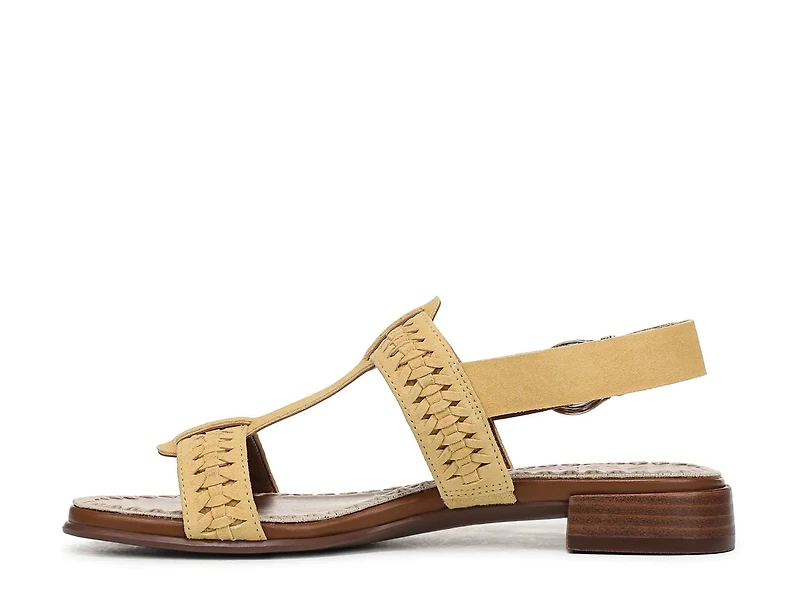 Nia Sandal