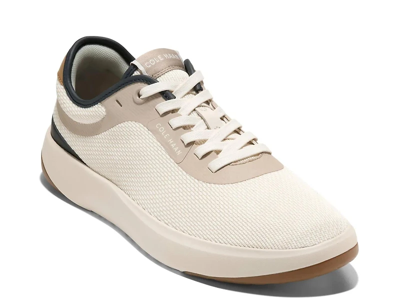 Grand Pulsa Sneaker