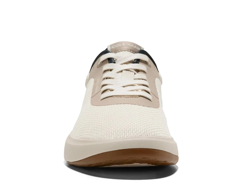 Grand Pulsa Sneaker