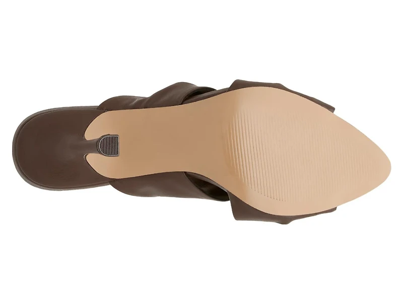 Mandie Sandal
