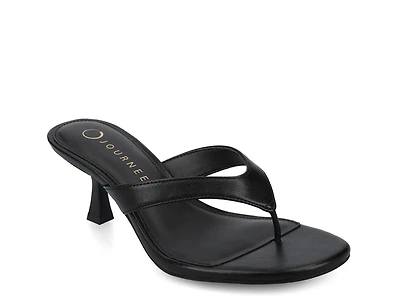 Danielle Sandal
