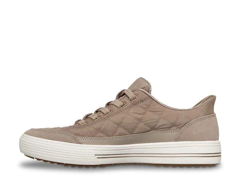 Street Hands Free Slip-ins: Arch Fit Arcade Cozy Cuddle Steps Sneaker