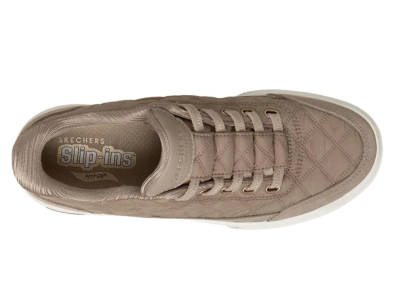 Street Hands Free Slip-ins: Arch Fit Arcade Cozy Cuddle Steps Sneaker