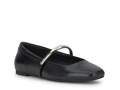 Norena Mary Jane Flat