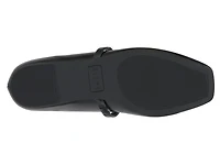 Norena Mary Jane Flat