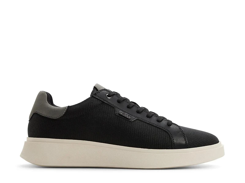 Pinedale Sneaker