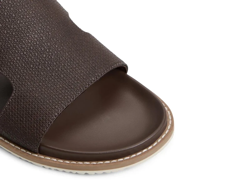 Becket Sandal