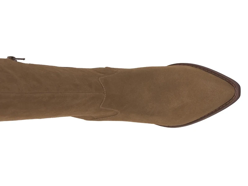 Isa Boot