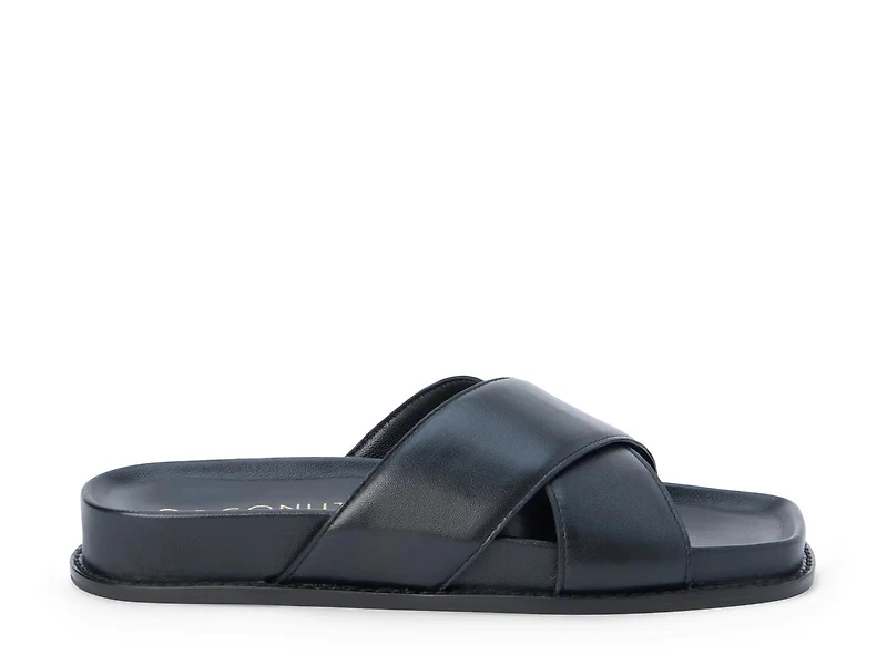 Hannah Sandal