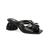 Sheela Sandal