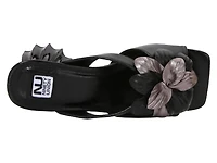 Sheela Sandal