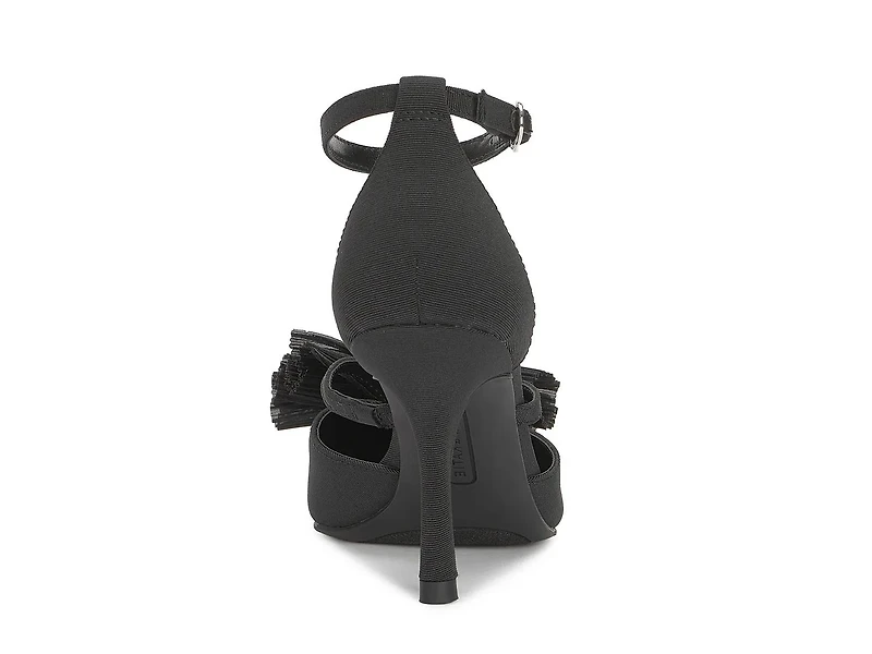 Shelie Pump