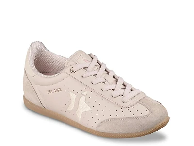 Hotshot Icy Elegance Sneaker - Women's