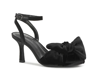 Ishaa Sandal
