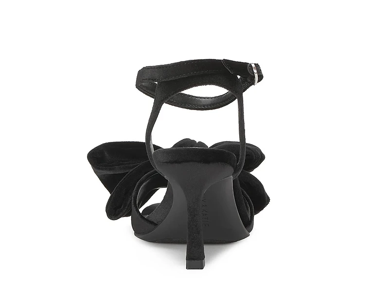 Ishaa Sandal