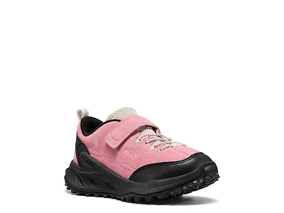 Jasper Zionic Sneaker