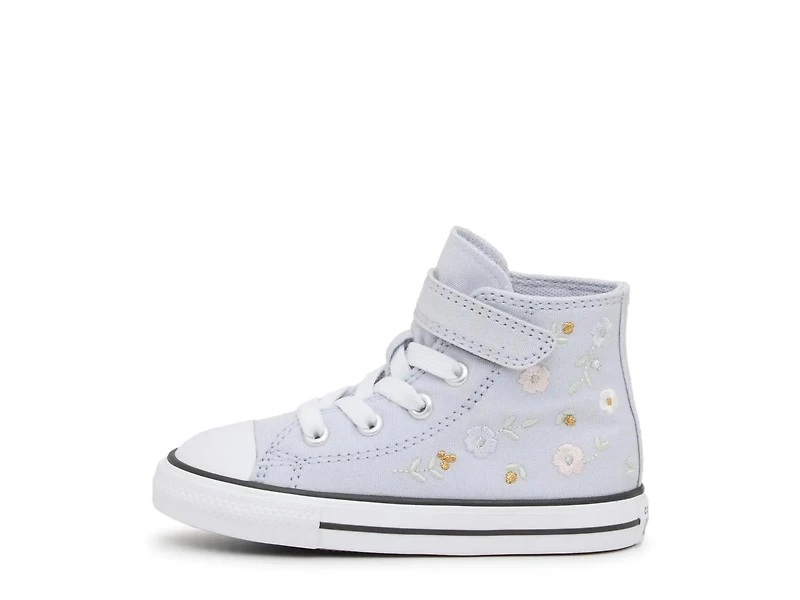 Chuck Taylor All Star Sneaker - Kids'