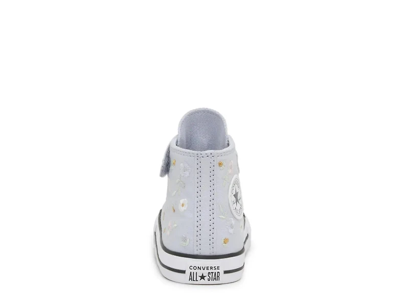 Chuck Taylor All Star Sneaker - Kids'