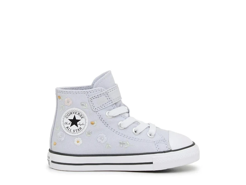 Chuck Taylor All Star Sneaker - Kids'