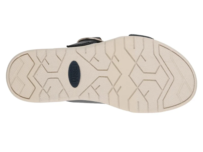 FOM White Mountain Namaste Recovery Sandal