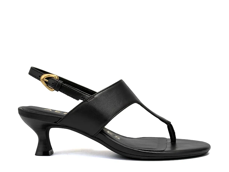 Kora Sandal