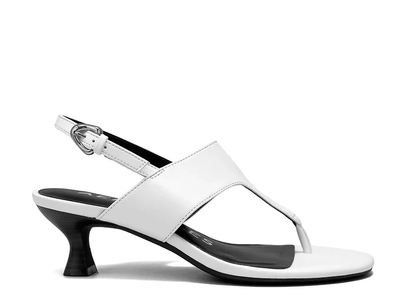 Kora Sandal