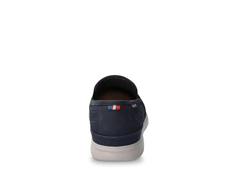 Tiago Slip-On Sneaker