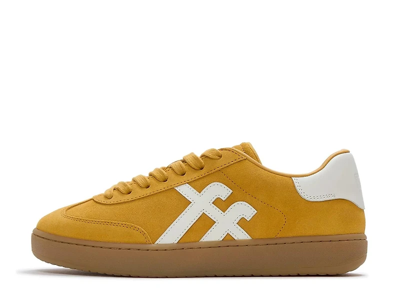 The Dash Sneaker