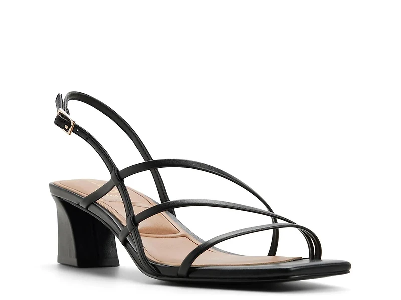 Maegann Sandal