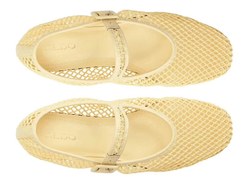 Alissie Mary Jane Flat