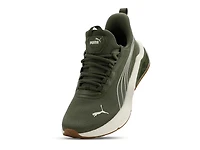 Seeker Sneaker