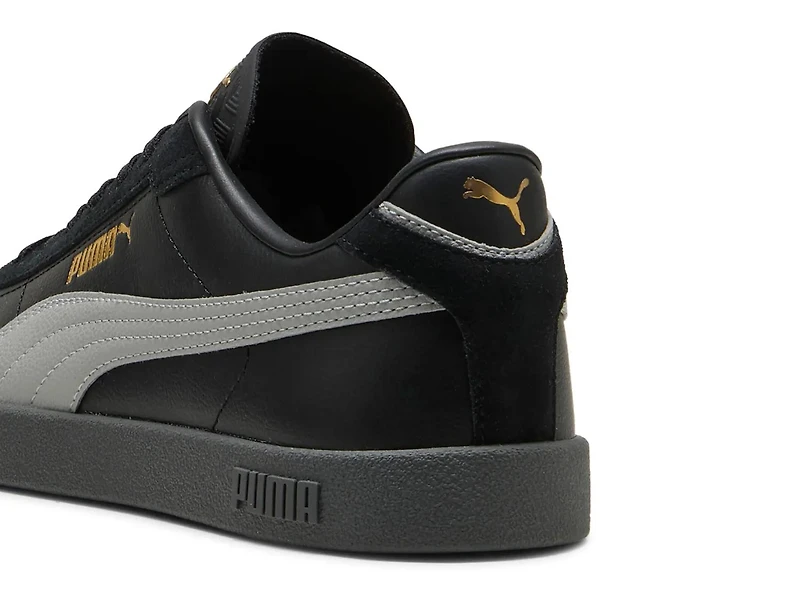 Club II Era Sneaker