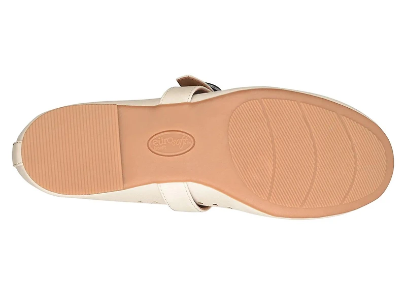 Tiara Mary Jane Flat