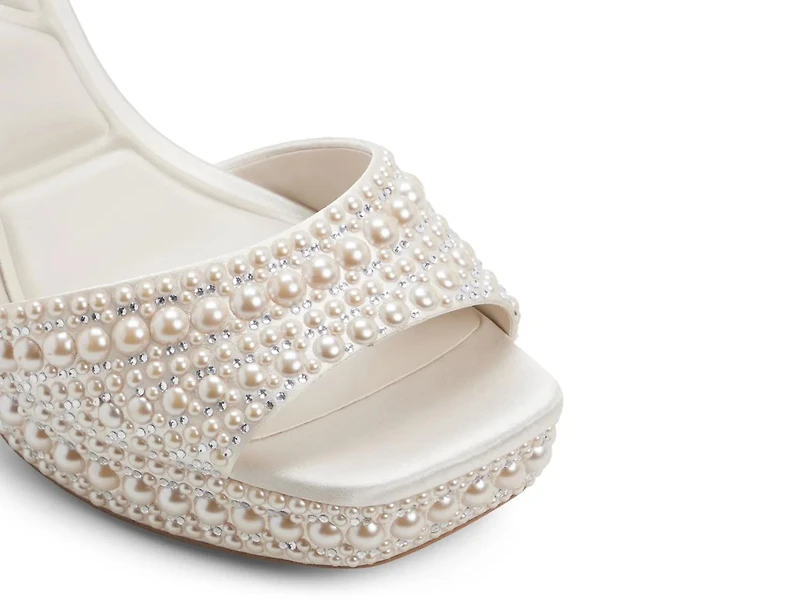 Chic Gleam Platform Sandal